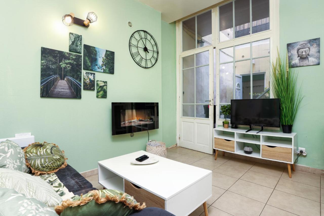 Les bulles médiévales - Appartement dédié au bien être avec Spa et Sauna - Netflix et Wifi - Climatisation Carcassonne Esterno foto